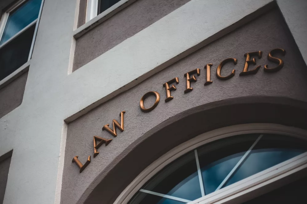 Navigating the Complex World of Commercial Real Estate with an Expert Attorney